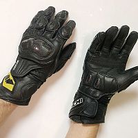 картинка Перчатки RS TAICHI GP-WRX black XL (CHINA) 17898 от магазина moto-bazar61.ru
