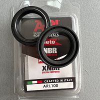 картинка Сальники ARIETE ARI.100 33 X 45 X 8/10,5 от магазина moto-bazar61.ru