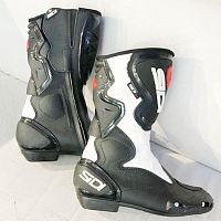 картинка Мотоботы SIDI Fusion Lei blk/wh 40 20336 40 от магазина moto-bazar61.ru