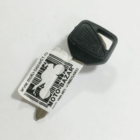 Ключ - заготовка Honda CB400  blk под чип 14495