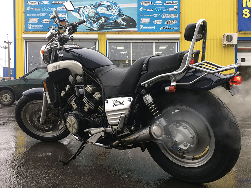 купить-в-Ростове-на-Дону-мотоцикл-YAMAHA-V-MAX-1200.jpg