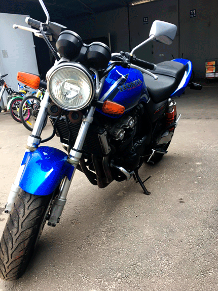 мотоцикл Honda CB400 Super Four VTEC мотоцикл Honda CB400 Super Four VTEC