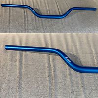 картинка Руль ACCEL SH-02 HONDA Low blue 22.2mm SH-02 от магазина moto-bazar61.ru
