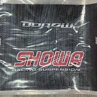 картинка Наклейка Zeta на перо вилки Carbon Showa red/wh MO52-0211 от магазина moto-bazar61.ru