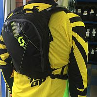картинка Рюкзак SCOTT Hydro Radiator blck/neon/yell SC_246220-4755223 от магазина moto-bazar61.ru