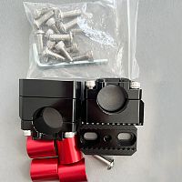 картинка Стойки руля CNC black/red DIAM 22-28mm FR104L4 от магазина moto-bazar61.ru