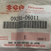 картинка Cальник SUZUKI 09285-06011 от магазина moto-bazar61.ru