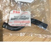 картинка Патрубок SUZUKI 69731-35F00 от магазина moto-bazar61.ru