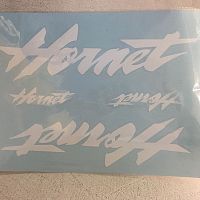картинка Наклейки CRAZY IRON HONDA Hornet white 16493 от магазина moto-bazar61.ru
