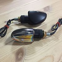 картинка Поворотники на ножке EMGO RoadHawk blk/iridium 61-83744 от магазина moto-bazar61.ru