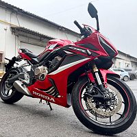 Honda CBR650RA 2021 года — вид сбоку, цвет красный/черный