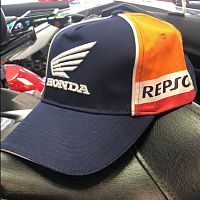 картинка Бейсболка HONDA Repsol 22483 от магазина moto-bazar61.ru