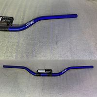 картинка Руль ZETA Solid HANDLE BAR BLUE(28.6mm) ZE04-6652 от магазина moto-bazar61.ru