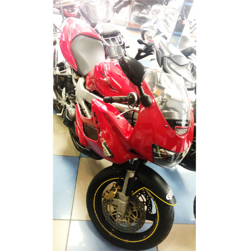 HONDA VTR 1000 F JH2SC36AXXM201450 1999 - фото высокого качества фото 2 Мотоцикл HONDA VTR 1000 F JH2SC36AXXM201450 1999 - детальные фото фото 2