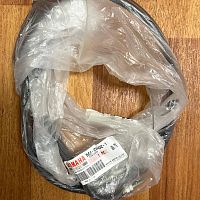 картинка Троса газа Yamaha XJR1300 5EA-26302-10 от магазина moto-bazar61.ru