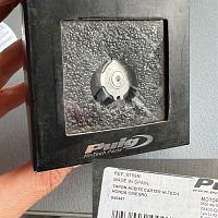 картинка Пробка заливная картера PUIG 6156N black Honda/Kawasaki/Ducati от магазина moto-bazar61.ru