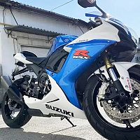 Мотоцикл SUZUKI GSX-R 750 JS1GR7MA7D2102948 2013 - вид спереди и сбоку