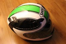 картинка Шлем SHOEI XR-1100 SYMMETRY GREEN/BLACK M от магазина moto-bazar61.ru