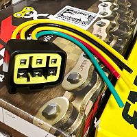 Фишка реле заряда 6 проводов Yamaha/Suzuki XVS1100/1600/1700/DL1000 29998 для мотоциклов - детальное фото