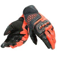 картинка Перчатки DAINESE Carbon 3 short blk/red M 201815929-628-M M от магазина moto-bazar61.ru