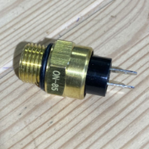 Датчик температуры KTM M16x1.5 mm 78035045000 - фото в магазине moto-bazar61.ru фото 2 Датчик температуры KTM M16x1.5 mm 78035045000 для мотоциклов - фотоотчет фото 2