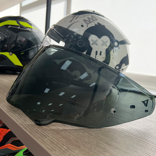картинка Визор HJC HJ-38 сильная тонировка HHJ38G3001000 от магазина moto-bazar61.ru