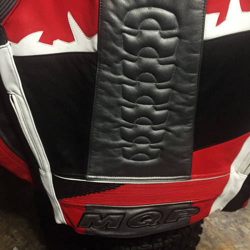 картинка КУРТКА  кожа MQP ACES blk/white/red 54 15698 от магазина moto-bazar61.ru фото 3