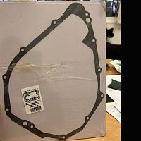 картинка Прокладка крышки генератора YAMAHA V-MAX 1200 31244 3JP-15451-01-00 от магазина moto-bazar61.ru