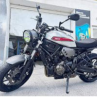 Yamaha XSR700 ABS 2020 - неоклассик в стиле ретро