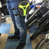 картинка Cумка набедренная DAINESE D-Exchange blk/antr/yell 1980059-P18 от магазина moto-bazar61.ru