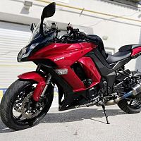 Мотоцикл KAWASAKI Z 1000SX ABS JKAZXT00LMA008739 2014 - вид спереди и сбоку