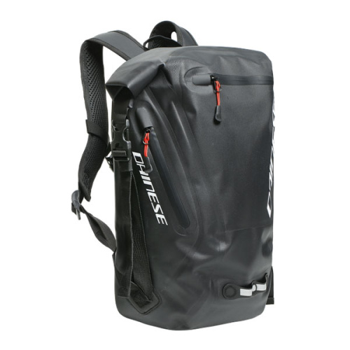 картинка Рюкзак DAINESE D-STROM W01 Stealth-red 201980081 от магазина moto-bazar61.ru