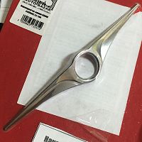картинка Накладка на замок SHOW CHROME 52-794 от магазина moto-bazar61.ru
