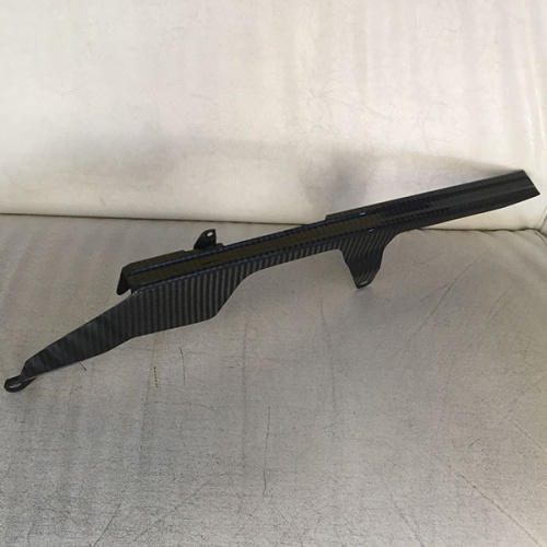 картинка Защита цепи карбон YAMAHA R1 09-14 08914 от магазина moto-bazar61.ru фото 2