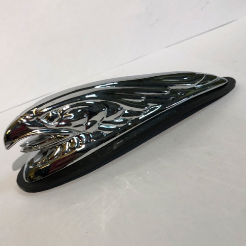 картинка Статуя EAGLE HEAD fenderornament smoll 68-4011 от магазина moto-bazar61.ru