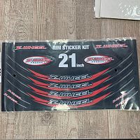 картинка Наклейка на обод ZETA 21" red W50-1203 от магазина moto-bazar61.ru