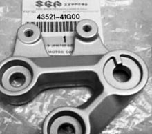 картинка Перед. подножки SUZUKI 43521-41G00 от магазина moto-bazar61.ru