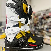 Коллекционные мотоботы Gaerne SG-22 Jarvis 50th Anniversary черно-золотые, размер 43 EU - лимитированная серия