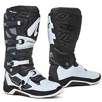картинка Мотоботы FORMA Pilot blk/white 48 30808 48 от магазина moto-bazar61.ru