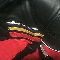 картинка КУРТКА  кожа ZME Racing blk/red/blue 56 15696 от магазина moto-bazar61.ru