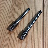 картинка Болт суппорта ZETA D58-33-202 CRF250/450/DRZ400SM от магазина moto-bazar61.ru