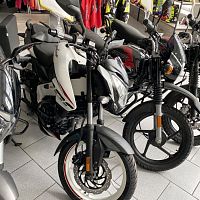 картинка BAJAJ Pulsar 200NS BSIV white от магазина moto-bazar61.ru