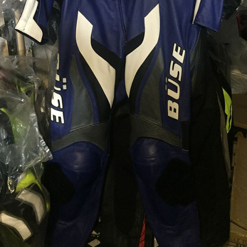 картинка Комбинезон  кожа BUSE Spirit blk/blue/wh 54 32010B от магазина moto-bazar61.ru фото 4